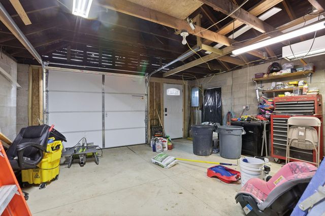 849 Mohican Avenue, Logan, OH 43138