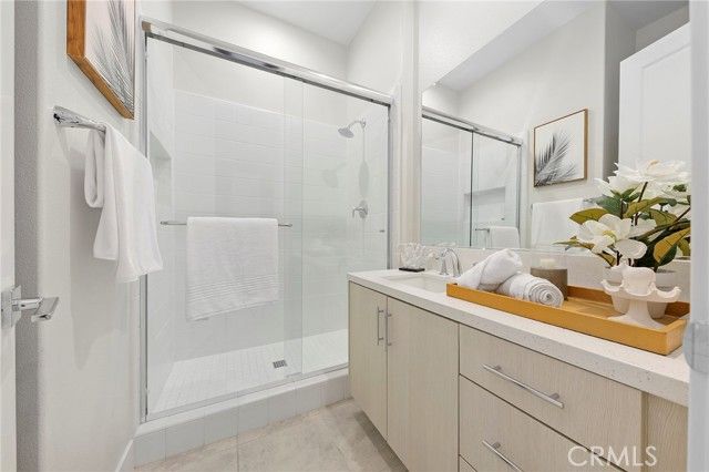 200 SIERRA MADRE, Lake Forest (el Toro), CA 92630