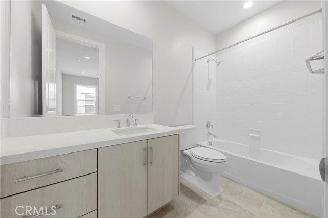 200 SIERRA MADRE, Lake Forest (el Toro), CA 92630