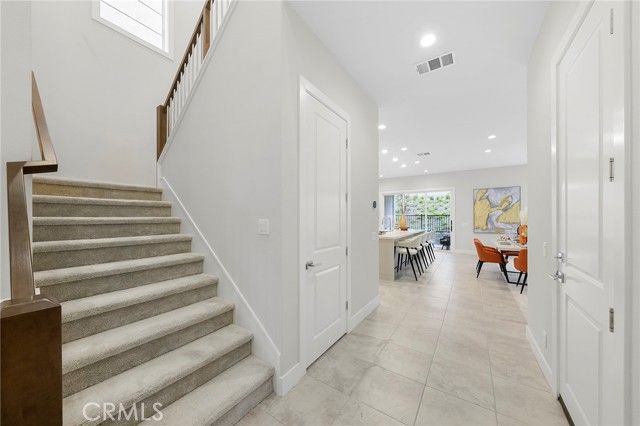 200 SIERRA MADRE, Lake Forest (el Toro), CA 92630