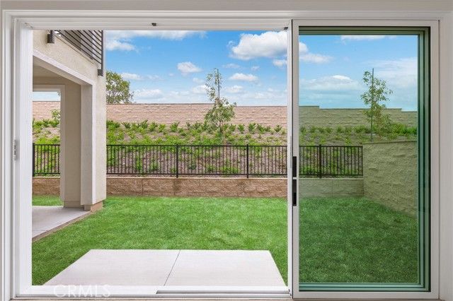 200 SIERRA MADRE, Lake Forest (el Toro), CA 92630