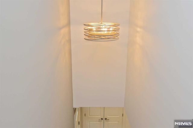 234-238 Rivervale Road 101-B, River Vale, NJ 07675