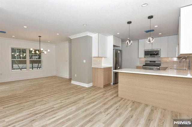 234-238 Rivervale Road 101-B, River Vale, NJ 07675