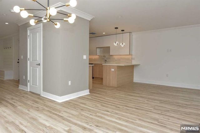 234-238 Rivervale Road 101-B, River Vale, NJ 07675