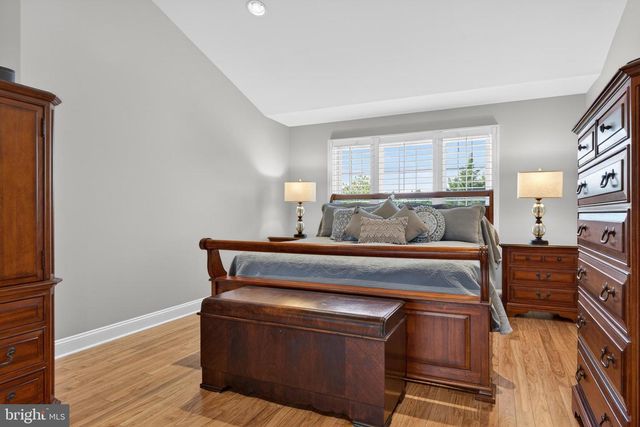 2510 DONLENIK DR, York, PA 17402