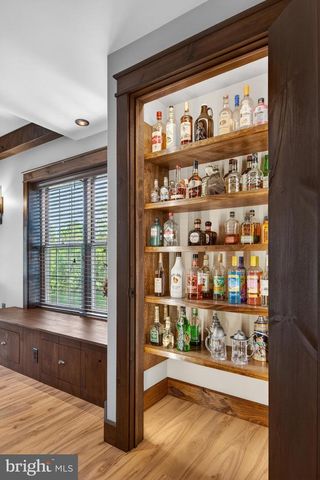2510 DONLENIK DR, York, PA 17402