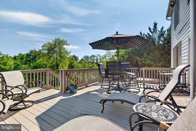 2510 DONLENIK DR, York, PA 17402