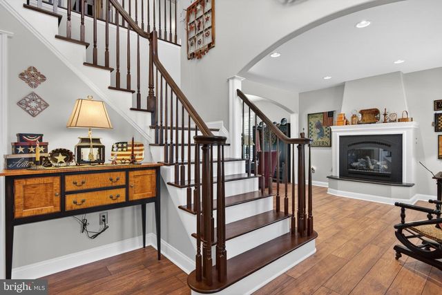 2510 DONLENIK DR, York, PA 17402