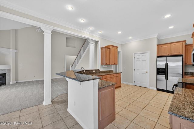 7864 Windsor Wood Court, Maumee, OH 43537