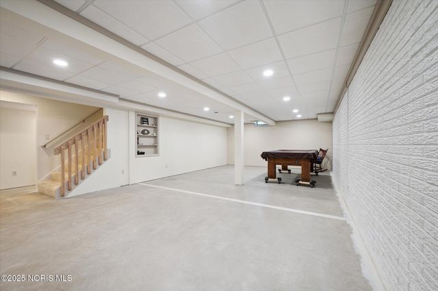 7864 Windsor Wood Court, Maumee, OH 43537