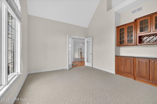 7864 Windsor Wood Court, Maumee, OH 43537