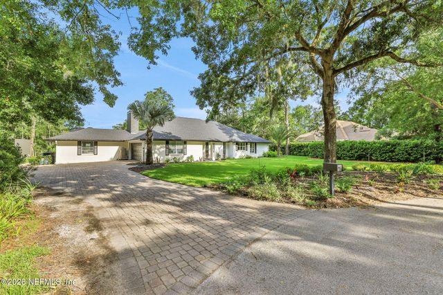 8070 CYPRESS HOLLOW Court, Ponte Vedra Beach, FL 32082