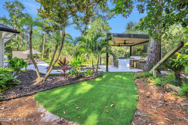 8070 CYPRESS HOLLOW Court, Ponte Vedra Beach, FL 32082