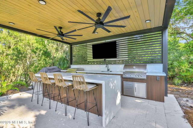 8070 CYPRESS HOLLOW Court, Ponte Vedra Beach, FL 32082