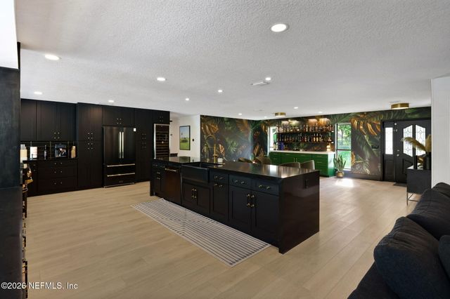8070 CYPRESS HOLLOW Court, Ponte Vedra Beach, FL 32082
