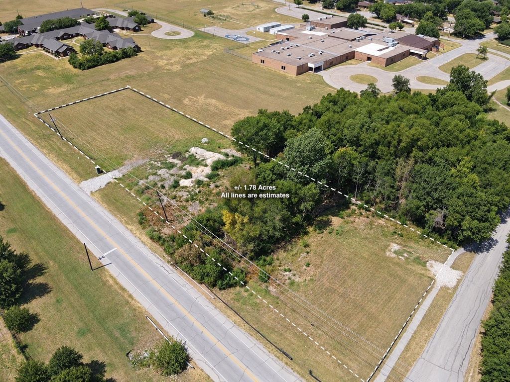 1124 E Parkerville Road, Desoto, TX 75115 — photo 2