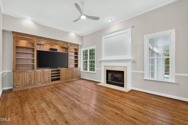 607 Walcott Way, Cary, NC 27519