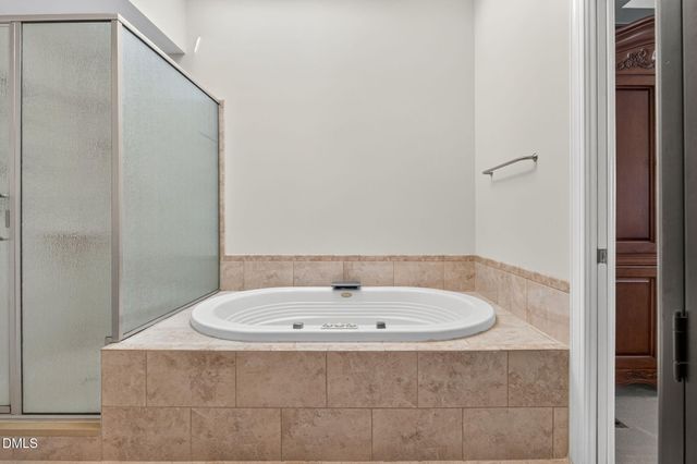607 Walcott Way, Cary, NC 27519