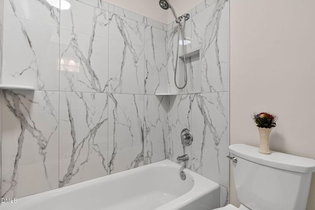 607 Walcott Way, Cary, NC 27519