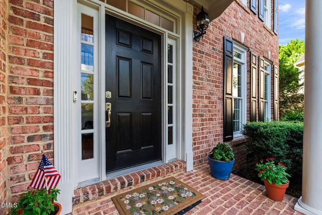 607 Walcott Way, Cary, NC 27519