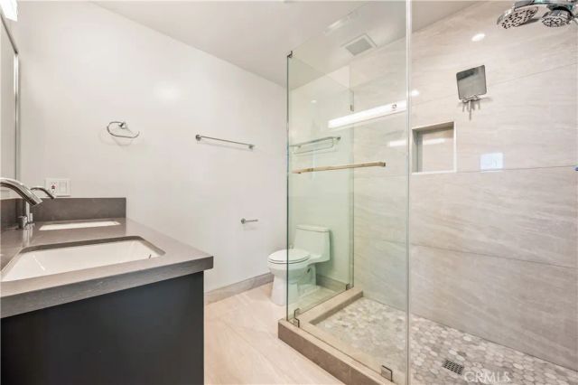 10612 Bloomfield Street, Toluca Lake, CA 91602