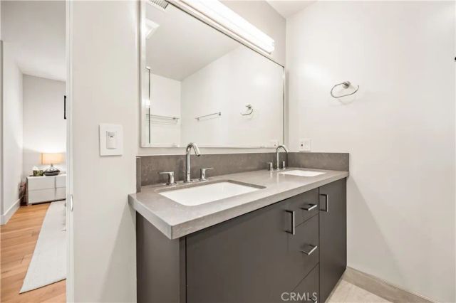 10612 Bloomfield Street, Toluca Lake, CA 91602
