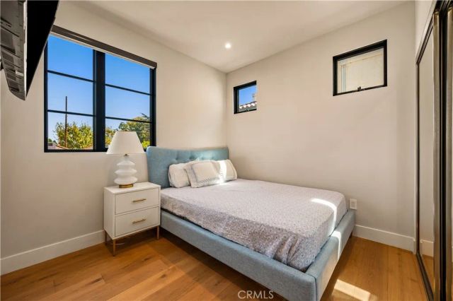 10612 Bloomfield Street, Toluca Lake, CA 91602