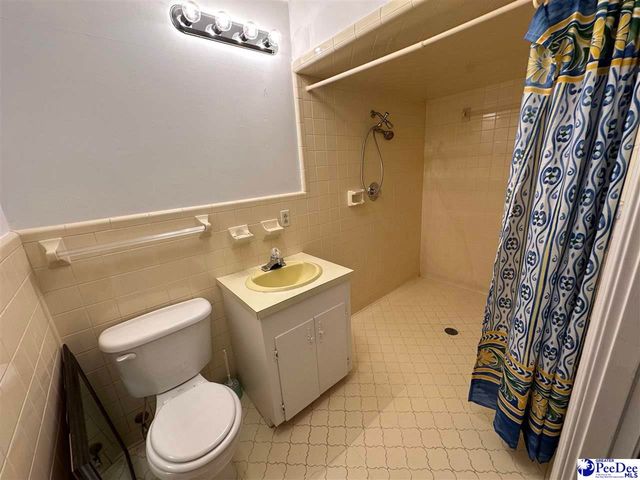 222 Brantley Drive, Hartsville, SC 29550