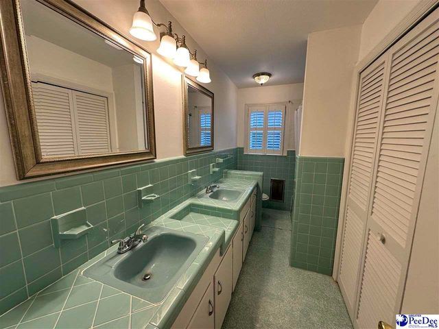 222 Brantley Drive, Hartsville, SC 29550
