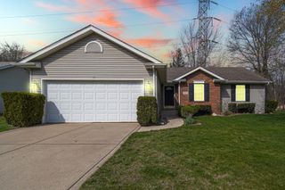 923 Essex Drive, Porter, IN 46304
