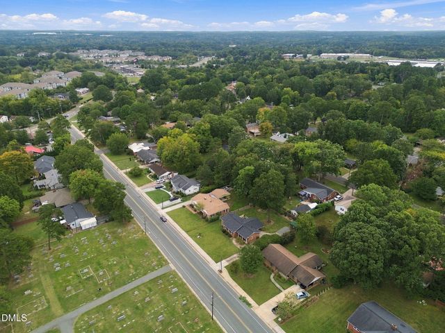 517 E Pine Street, Graham, NC 27253