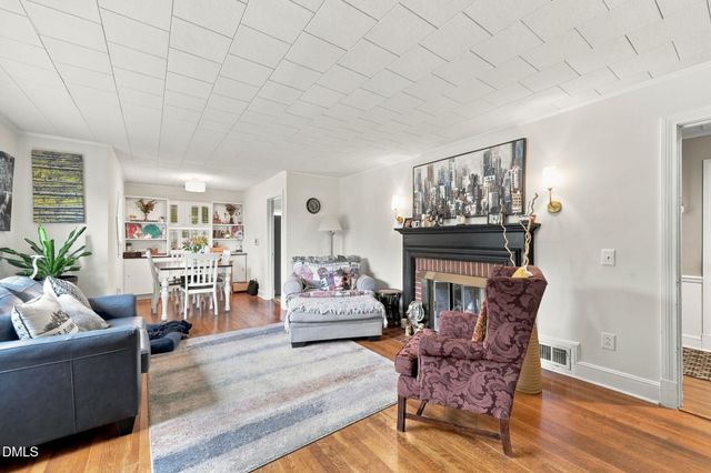 517 E Pine Street, Graham, NC 27253