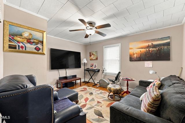 517 E Pine Street, Graham, NC 27253