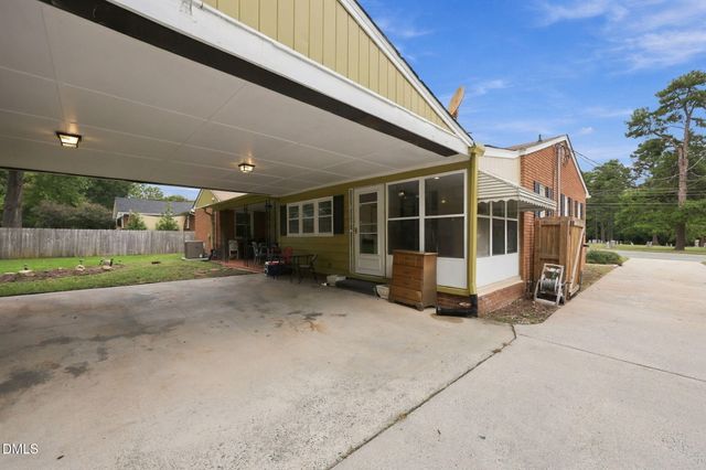 517 E Pine Street, Graham, NC 27253