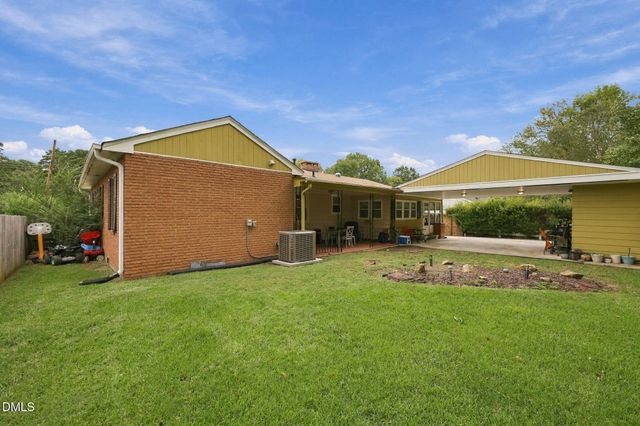 517 E Pine Street, Graham, NC 27253