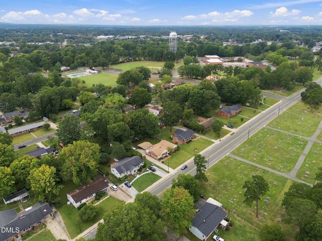 517 E Pine Street, Graham, NC 27253
