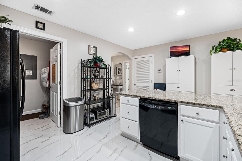 Image 15 of property listing at 100 BELLA HARBOR COURT 103, Palm Coast, FL 32137