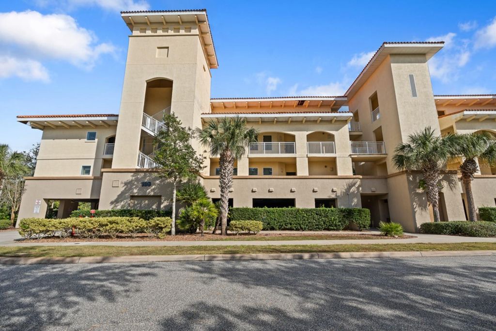 Image 42 of property listing at 100 BELLA HARBOR COURT 103, Palm Coast, FL 32137
