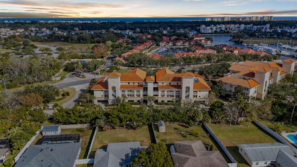 Image 44 of property listing at 100 BELLA HARBOR COURT 103, Palm Coast, FL 32137