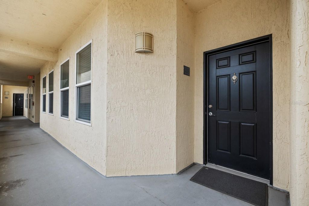 Image 45 of property listing at 100 BELLA HARBOR COURT 103, Palm Coast, FL 32137