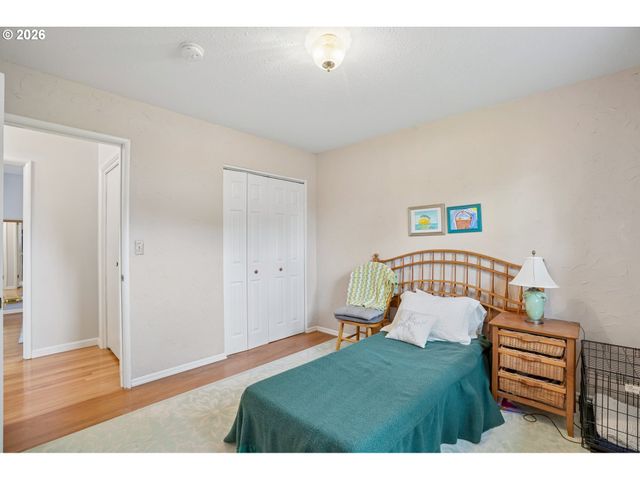 2355 Sw SANDALWOOD Ave, Beaverton, OR 97005