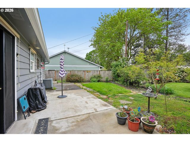2355 Sw SANDALWOOD Ave, Beaverton, OR 97005