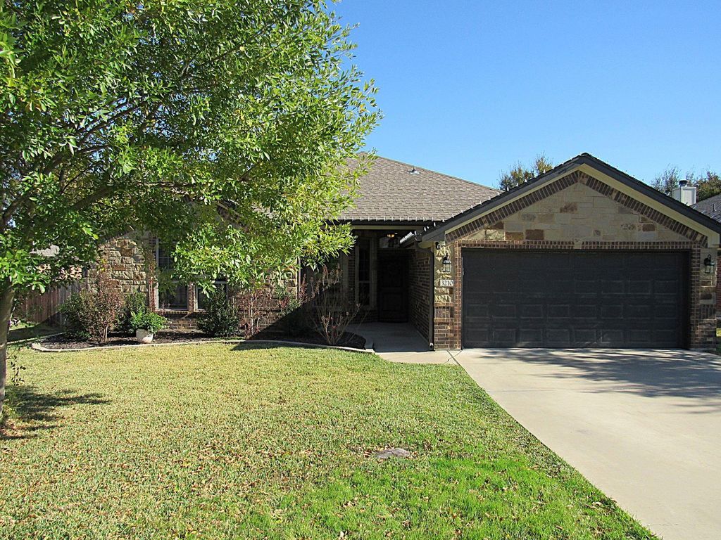 3210 Twin Ridge DR, Belton, TX 76513