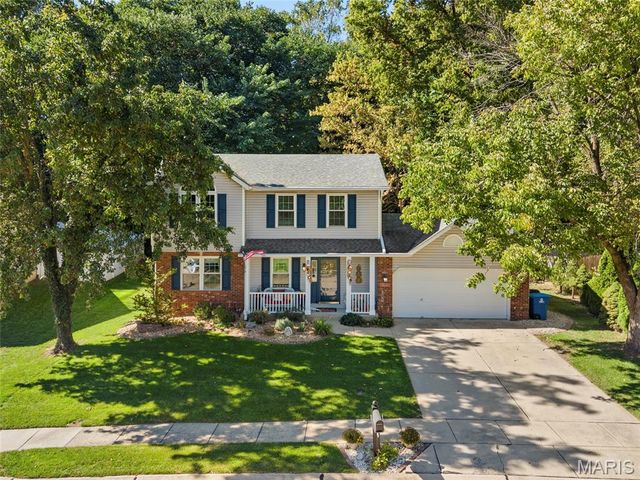 9 Davis Woods, Collinsville, IL 62234