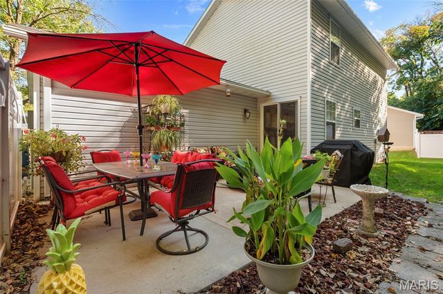 9 Davis Woods, Collinsville, IL 62234