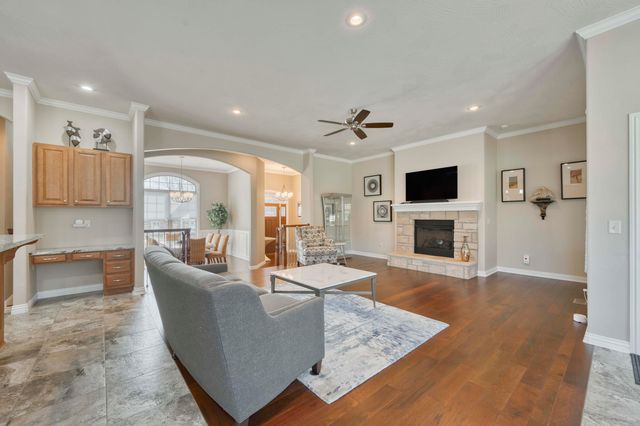 8310 Rolling Hills Drive, Nixa, MO 65714