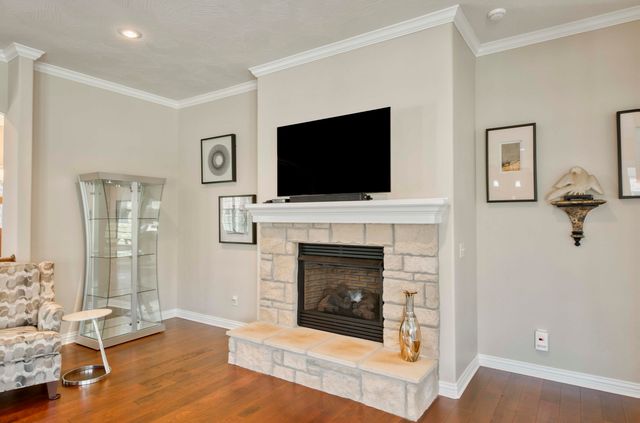 8310 Rolling Hills Drive, Nixa, MO 65714