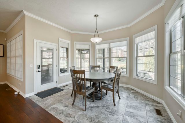 8310 Rolling Hills Drive, Nixa, MO 65714