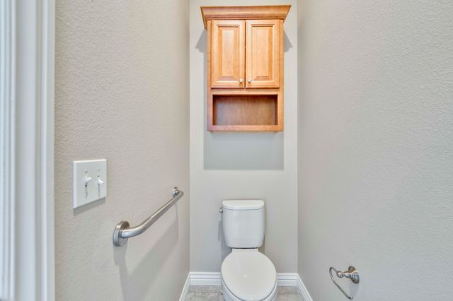 8310 Rolling Hills Drive, Nixa, MO 65714