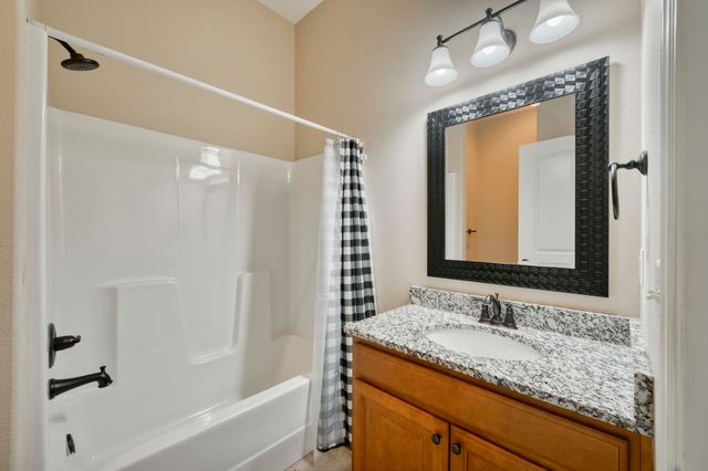 8310 Rolling Hills Drive, Nixa, MO 65714